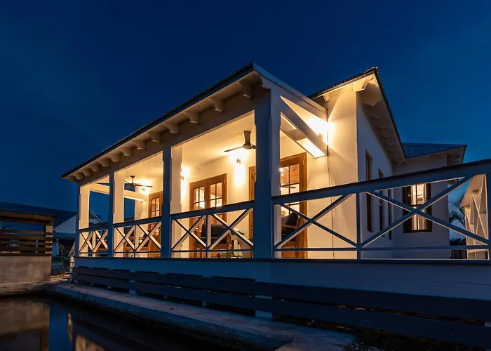 Villa The Weekender And Mistico Club Boat Shuttle *